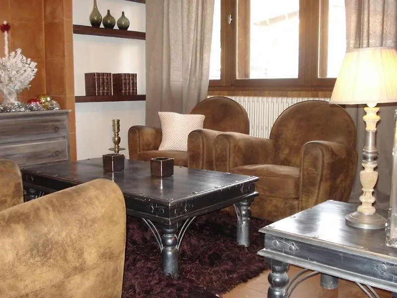 Le Chalet Blanc Megeve 5*,