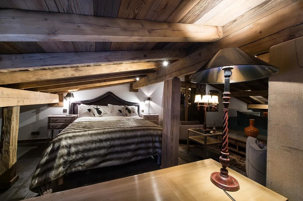 Le Chalet Blanc Megeve 5*,  France